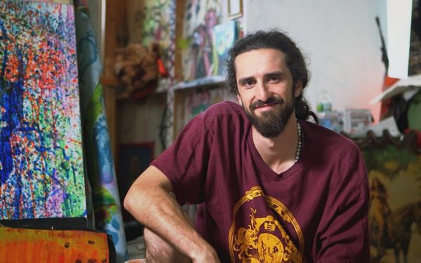 Alex 600x375